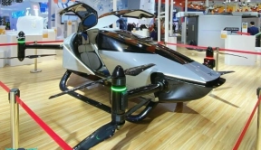 飞行汽车旅航者X2 在中国品牌博览会上亮相