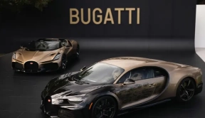 最后的W16布加迪发布，车身内外手绘品牌历史且多处镀金
