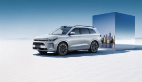 AITO汽车宣布问界新M7车型即将发布并交付，预售价25.8万元起   