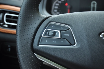 汽车内有那么多按钮，到底都有什么作用？