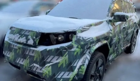 方程豹豹3谍照曝光，纯电硬派SUV设计细节揭示   