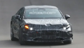 明年亮相，千匹马力，全新奔驰AMG GT四门纯电版曝光！