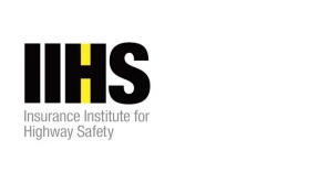 美国IIHS：特斯拉 福特 宝马 等大部分自动驾驶安全性不达标！