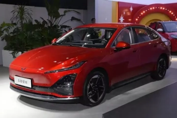 2024北京车展|五菱星光EV上市，售价9.98万元起，最大续航510km