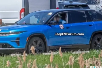 Jeep全新旗舰SUV街拍！确认年内首发，内饰酷似保时捷卡宴
