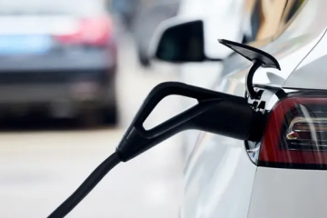新能源车辆超过2千万台，争抢充电桩纠纷越来越多